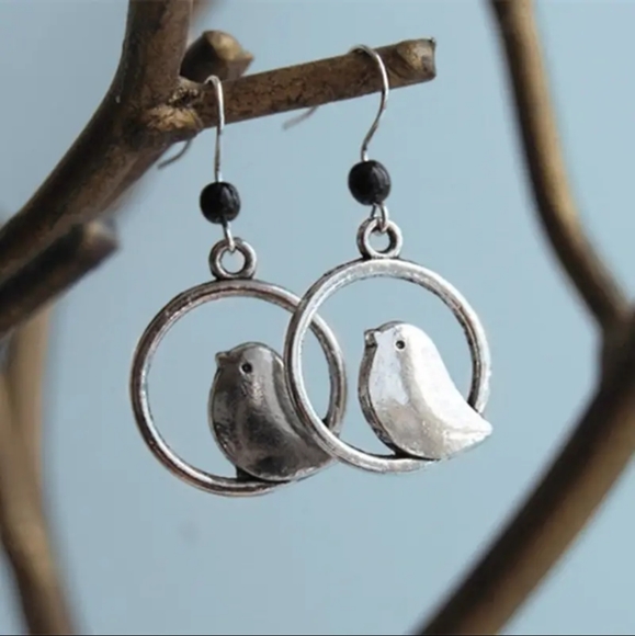Cute Pedant Bird Earrings - Picture 2 of 2